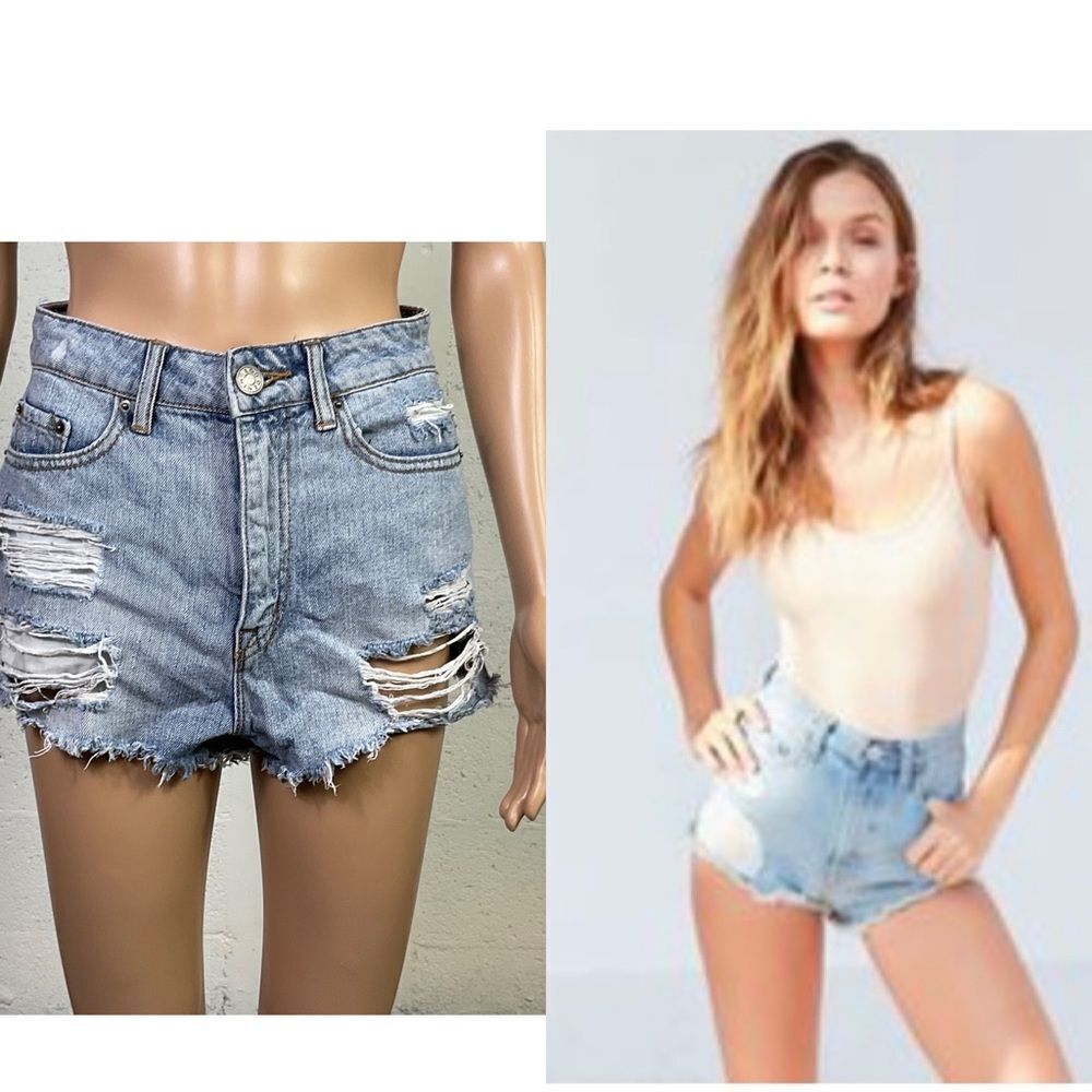 Urban Outfitters BDG Light Wash Dree High-Rise Cheeky Cut Off Denim Shorts 27